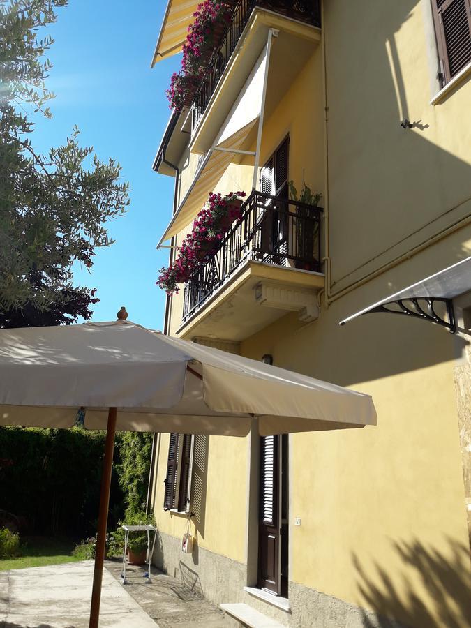 Ferienwohnung Aliso' Sarzana Exterior foto