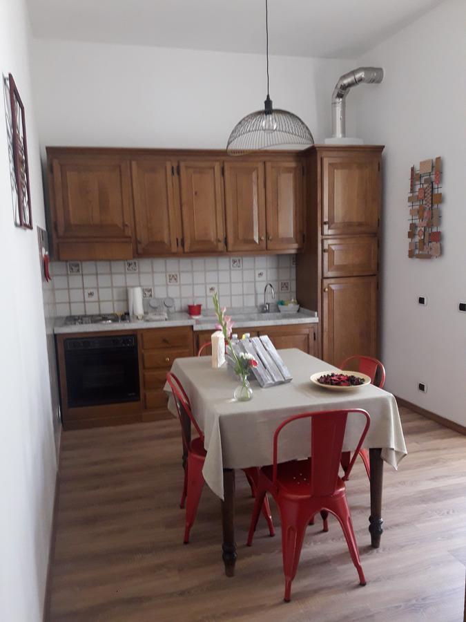 Ferienwohnung Aliso' Sarzana Exterior foto